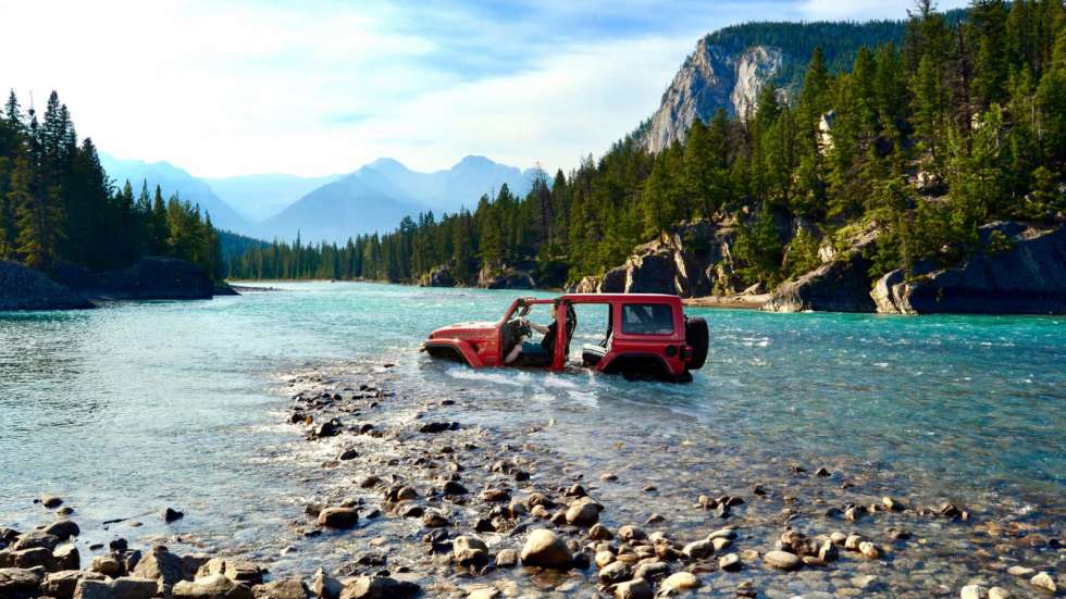 Η Jeep βάφει με... ιστορικό χρώμα το Wrangler